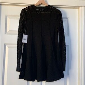 NEW FREE PEOPLE Black Flare L/S Lace Top sz XS